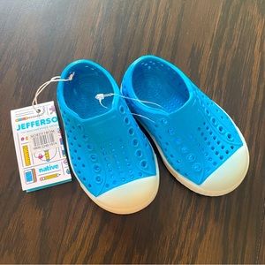 Brand New Native Shoes Water Friendly Slip-On Sneaker sz 4 Blue Glow-in-the-dark